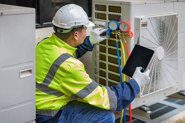 Professional Ductwork Repair technician working in Eola, IL